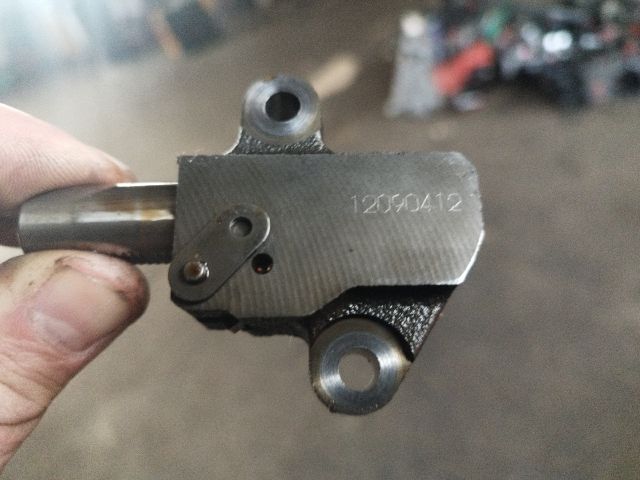 bontott NISSAN QASHQAI Láncfeszítő Görgő