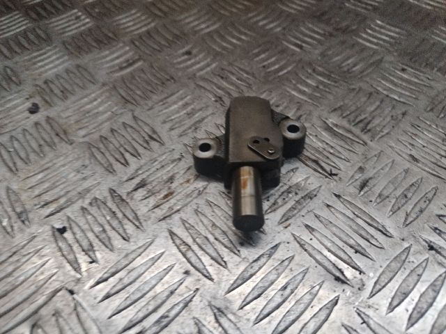 bontott NISSAN QASHQAI Láncfeszítő Görgő