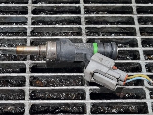 bontott NISSAN QASHQAI Porlasztó (1 db)