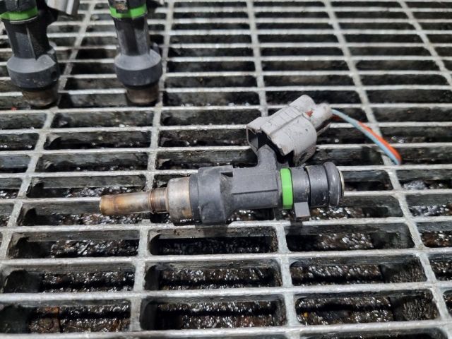 bontott NISSAN QASHQAI Porlasztó (1 db)