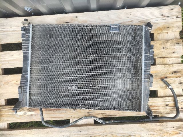 bontott NISSAN QASHQAI Vízhűtő Radiátor (Klímás)