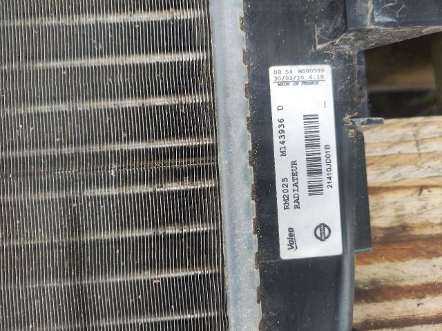 bontott NISSAN QASHQAI Vízhűtő Radiátor (Klímás)