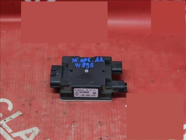 bontott NISSAN QASHQAI Üzemanyag Szivattyú Relé