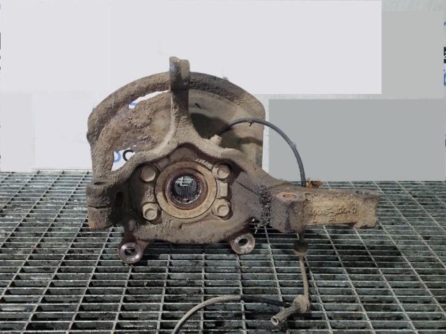 bontott NISSAN QASHQAI Bal első Csonkállvány