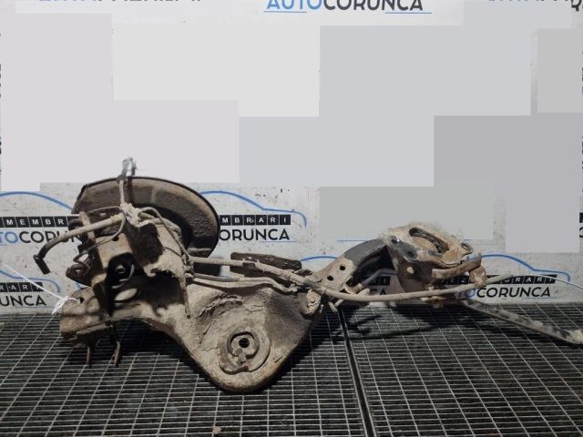 bontott NISSAN QASHQAI Bal hátsó Csonkállvány