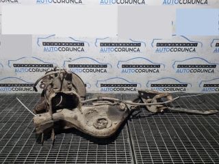 bontott NISSAN QASHQAI Bal hátsó Csonkállvány