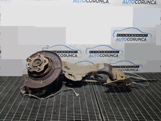 bontott NISSAN QASHQAI Bal hátsó Csonkállvány