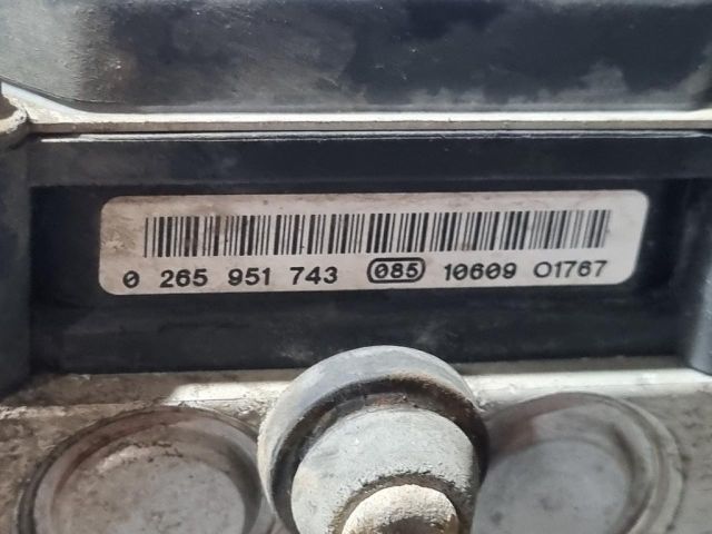 bontott NISSAN QASHQAI ABS Kocka