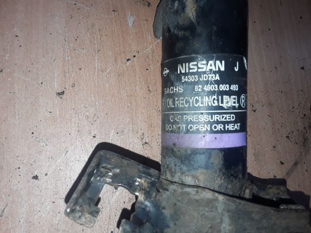 bontott NISSAN QASHQAI Bal első Lengéscsillapító