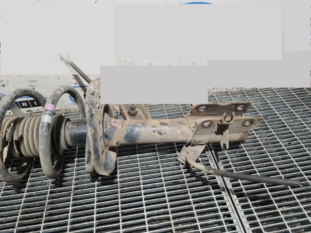 bontott NISSAN QASHQAI Bal első Lengéscsillapító