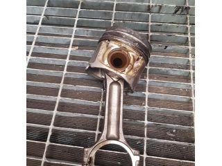 bontott NISSAN QASHQAI Dugattyú