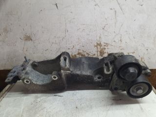 bontott NISSAN QASHQAI Generátor Tartó Bak