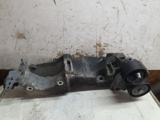 bontott NISSAN QASHQAI Generátor Tartó Bak