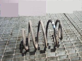 bontott NISSAN QASHQAI Hátsó Rugó