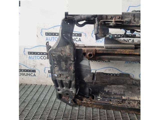 bontott NISSAN QASHQAI Homlokfal (Üres lemez)