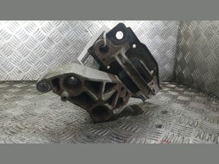 bontott NISSAN QASHQAI Motor Tartó Bak (Fém)