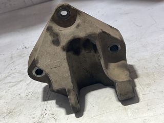 bontott NISSAN QASHQAI Motor Tartó Bak (Pozíciófüggetlen)