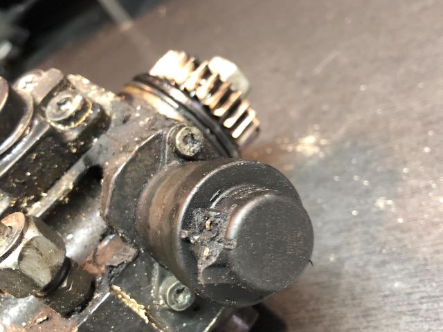 bontott NISSAN QASHQAI Nagynyomású Szivattyú