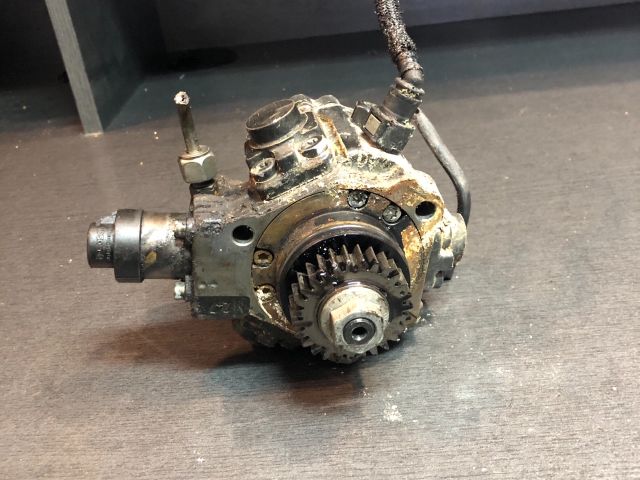 bontott NISSAN QASHQAI Nagynyomású Szivattyú