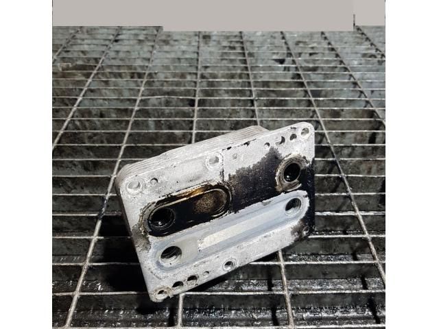 bontott NISSAN QASHQAI Olajhűtő