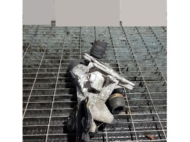 bontott NISSAN QASHQAI Olajszűrő Ház