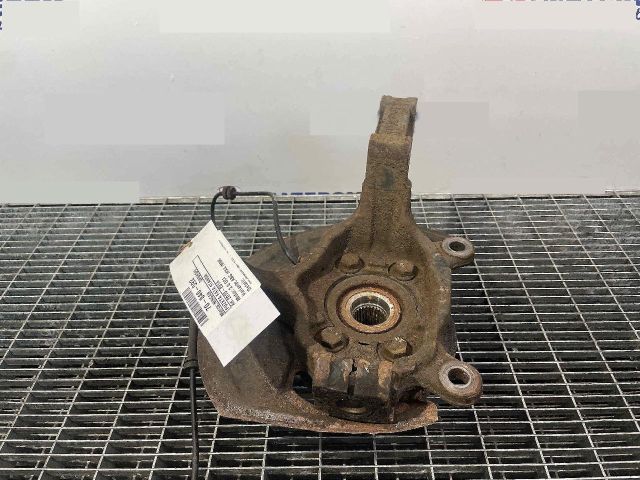 bontott NISSAN QASHQAI Bal első Csonkállvány