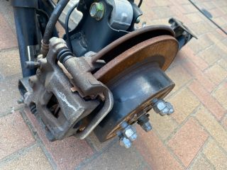 bontott NISSAN QASHQAI Jobb hátsó Féknyereg Munkahengerrel