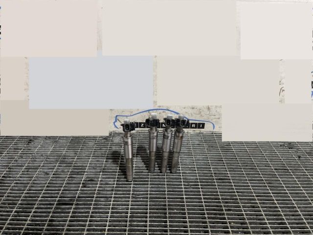 bontott NISSAN QASHQAI Porlasztó (1 db)