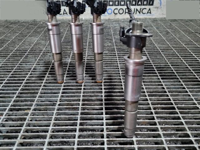 bontott NISSAN QASHQAI Porlasztó (1 db)