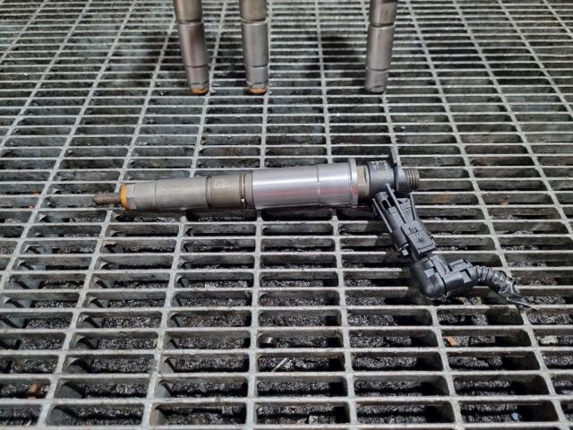 bontott NISSAN QASHQAI Porlasztó (1 db)