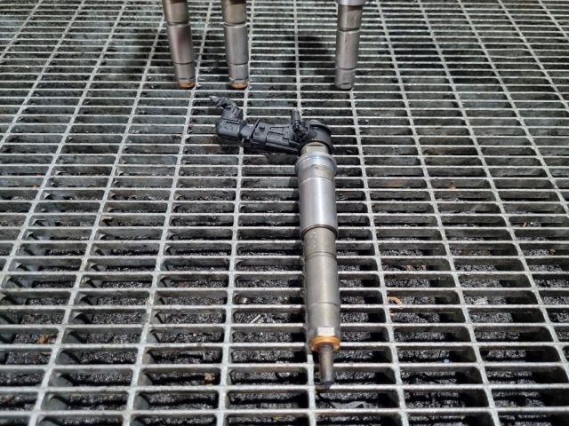 bontott NISSAN QASHQAI Porlasztó (1 db)