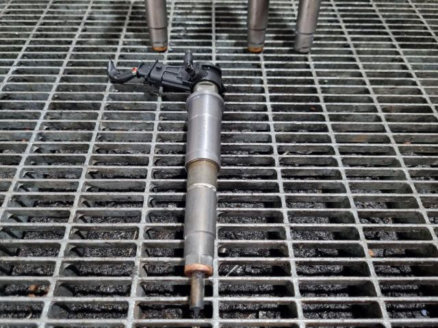 bontott NISSAN QASHQAI Porlasztó (1 db)