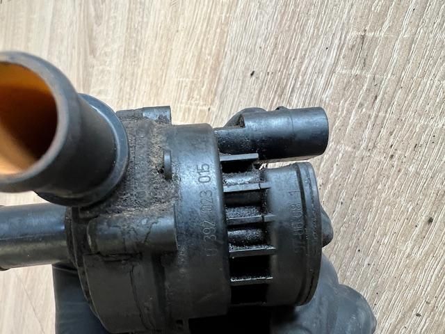 bontott NISSAN QASHQAI Vízpumpa