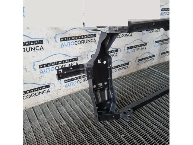 bontott NISSAN QASHQAI Homlokfal (Üres lemez)