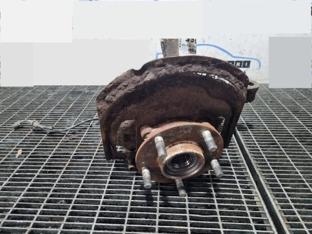 bontott NISSAN QASHQAI Jobb első Csonkállvány