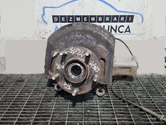 bontott NISSAN QASHQAI Jobb első Csonkállvány