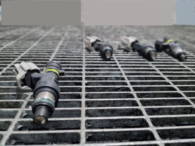 bontott NISSAN QASHQAI Porlasztó (1 db)