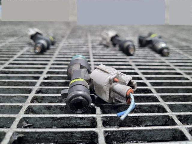 bontott NISSAN QASHQAI Porlasztó (1 db)