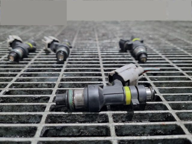 bontott NISSAN QASHQAI Porlasztó (1 db)