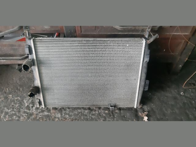 bontott NISSAN QASHQAI Vízhűtő Radiátor (Nem klímás)