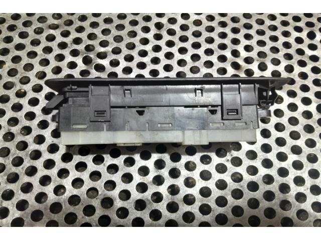 bontott NISSAN QASHQAI Ablakemelő Kapcsoló Négyes / Kettes