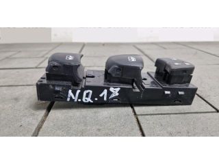 bontott NISSAN QASHQAI Ablakemelő Kapcsoló Négyes / Kettes