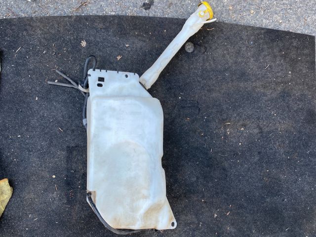 bontott NISSAN QASHQAI Ablakmosó Tartály