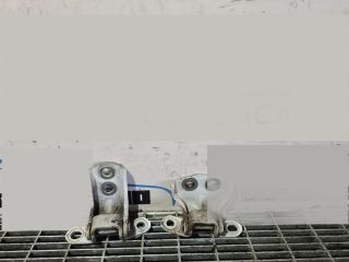 bontott NISSAN QASHQAI Ajtó Zsanér (Pozíciófüggetlen)