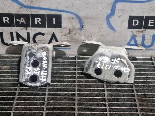 bontott NISSAN QASHQAI Ajtó Zsanér (Pozíciófüggetlen)