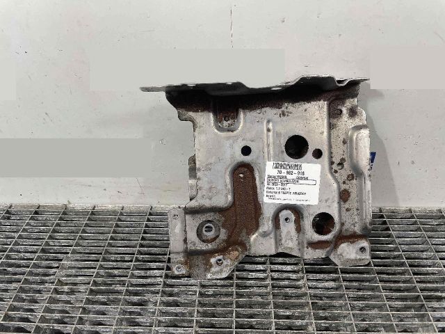 bontott NISSAN QASHQAI Akkumulátor Tartó