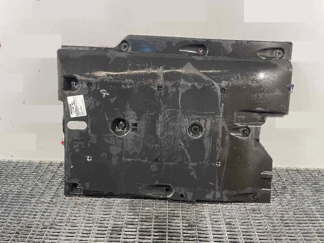 bontott NISSAN QASHQAI Alsó Motorburkolat