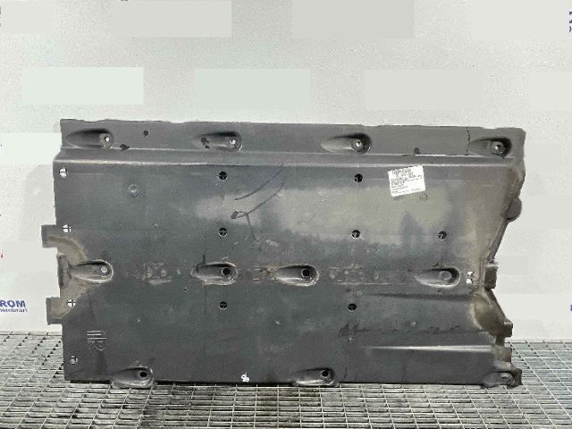 bontott NISSAN QASHQAI Alsó Motorburkolat