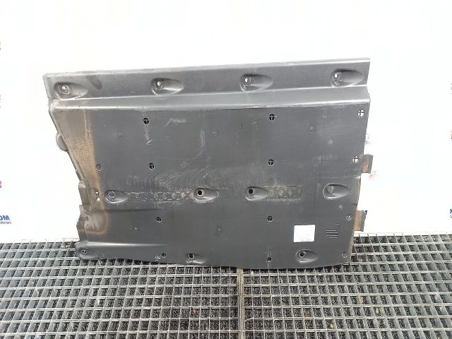 bontott NISSAN QASHQAI Alsó Motorburkolat