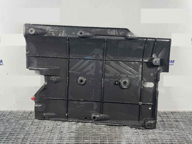 bontott NISSAN QASHQAI Alsó Motorburkolat